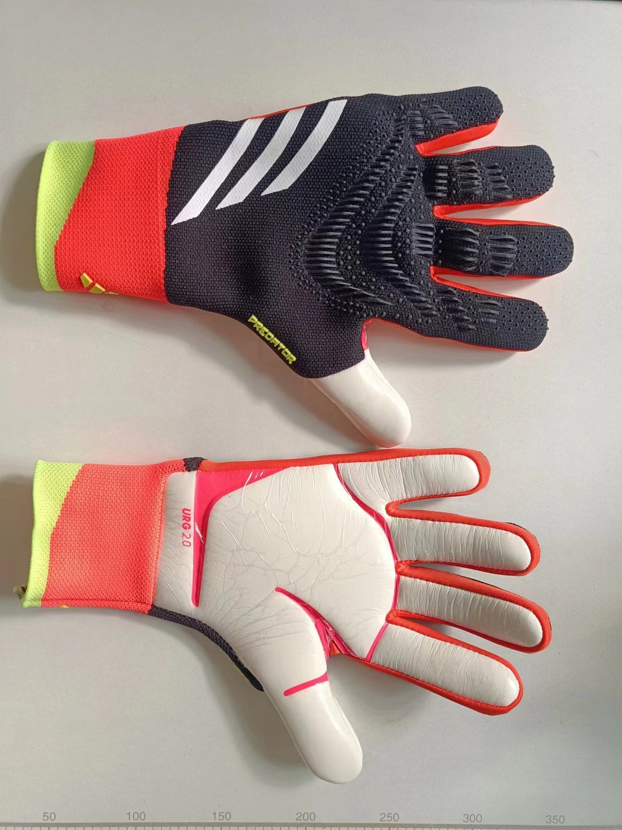 Adidas Predator Pro Gloves