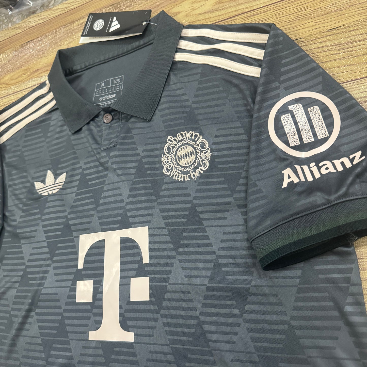 Bayern Munich 24/25 Oktoberfest Jersey