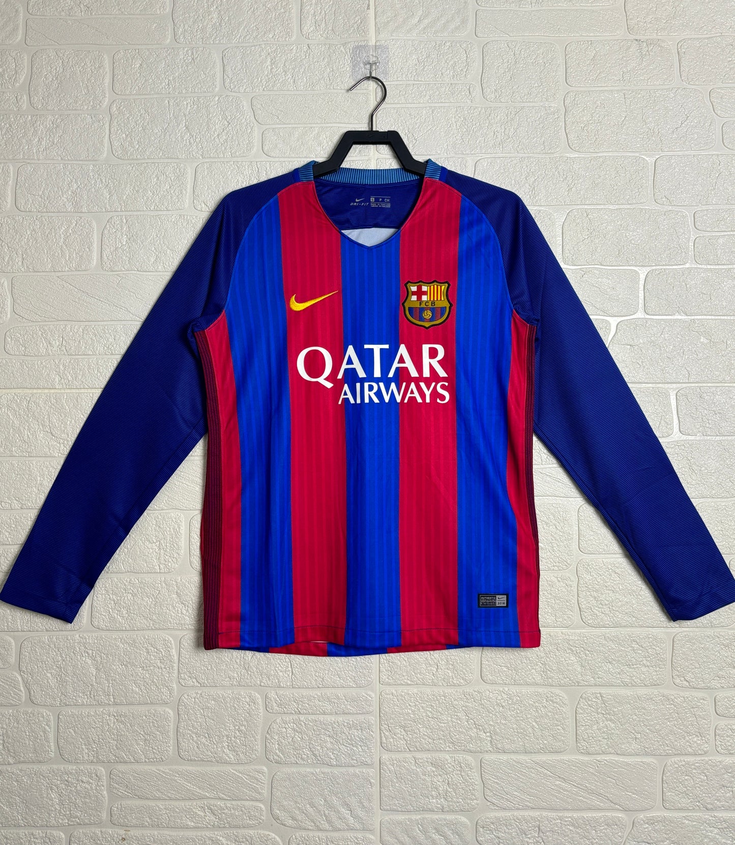 FC Barcelona 16/17 Home Jersey - Long Sleeve