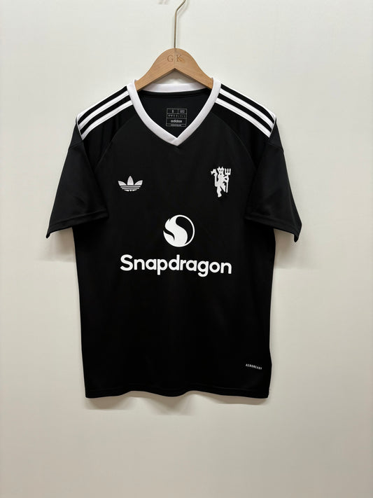 Manchester United FC 24/25 Goalkeeper Jersey